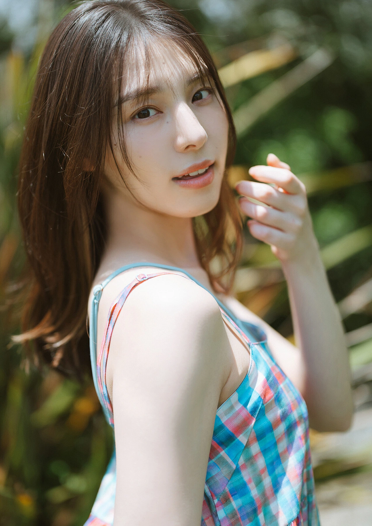 Iori Sagara 相楽伊織, 写真集 スピサン グラビアフォトブック 「Summer Vibes」 5