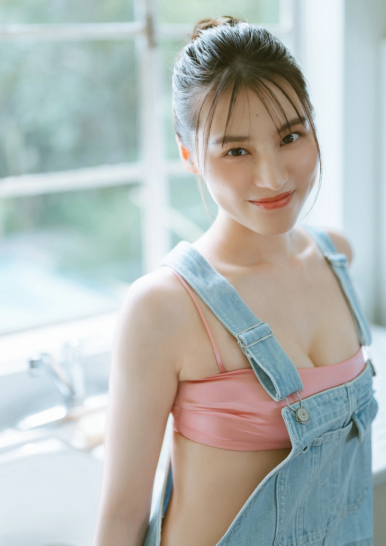 Iori Sagara 相楽伊織, 写真集 スピサン グラビアフォトブック 「Summer Vibes」 23