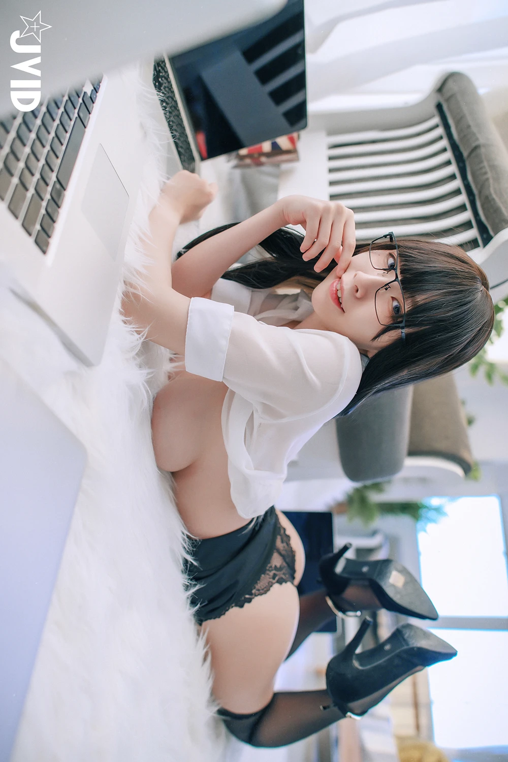 JVID 黎菲儿 – 超完美巨乳-色色的女同事加班时の脱衣诱惑 68