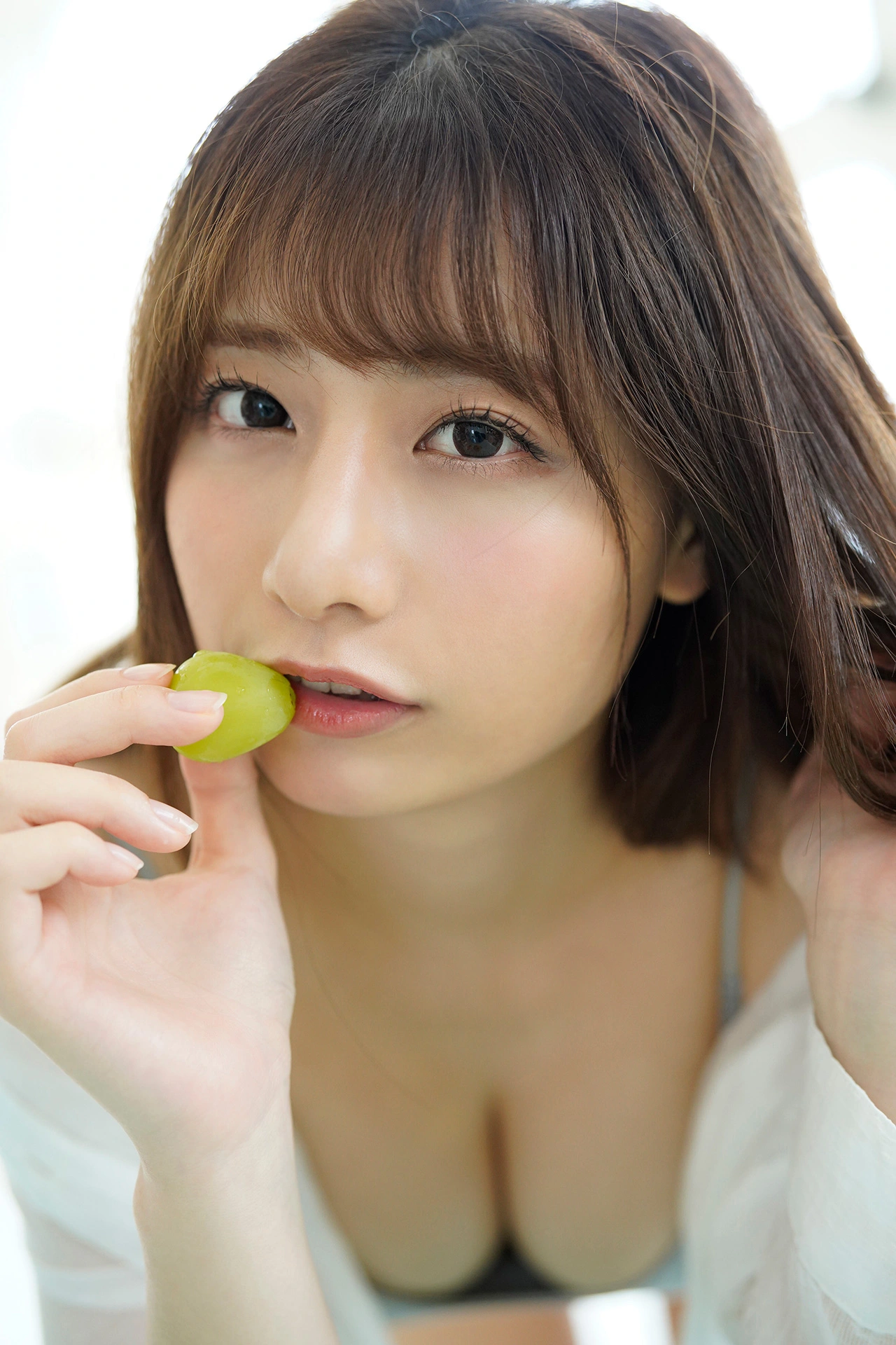 Yuka Suzuki 鈴木優香, FLASHデジタル写真集 「スキャンダルFカップ Vol.02」 14