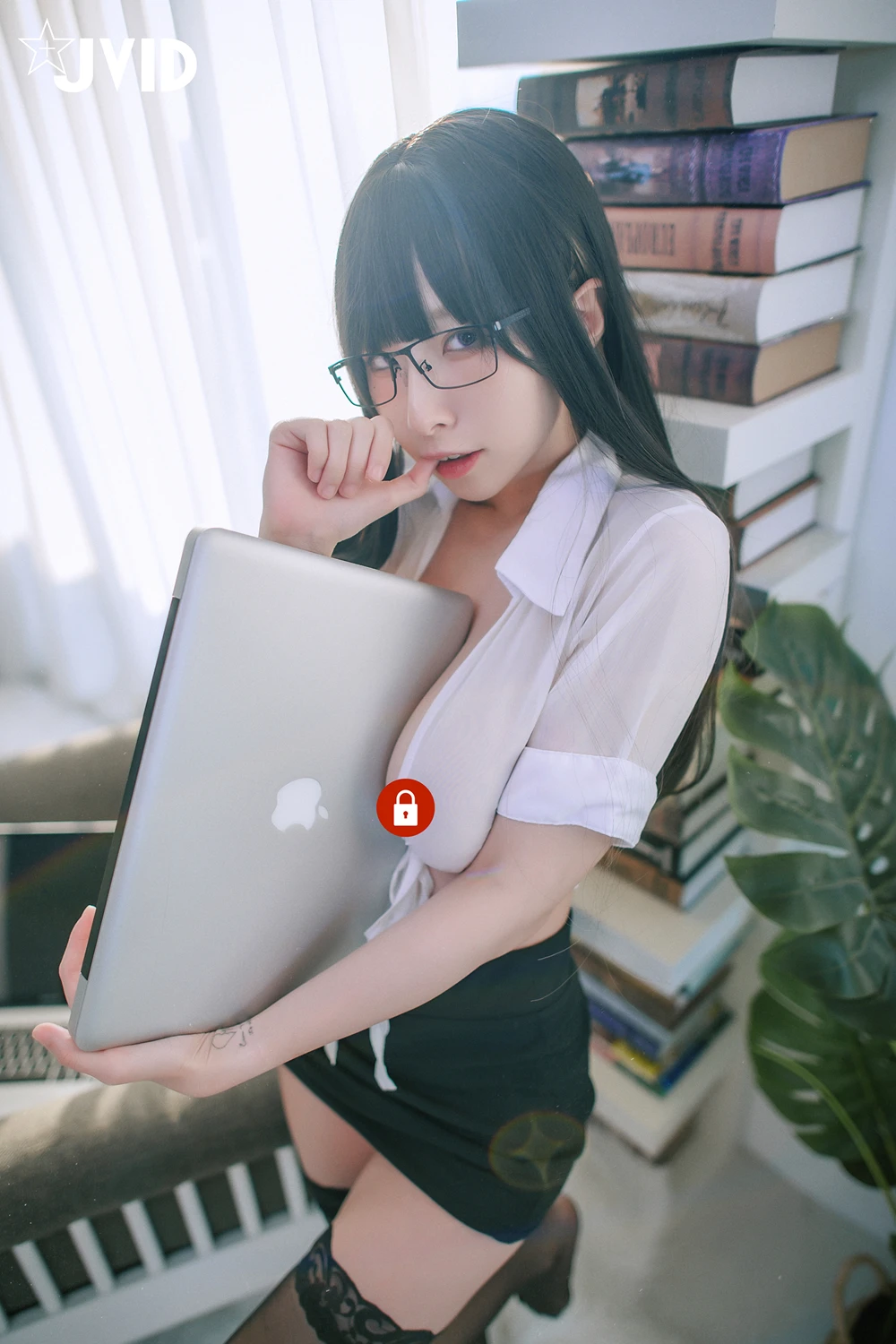JVID 黎菲儿 – 超完美巨乳-色色的女同事加班时の脱衣诱惑 6